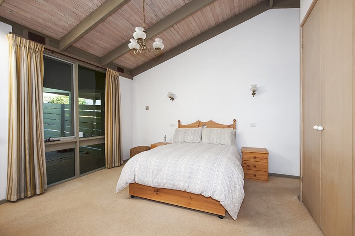 1 / 16 LALUMA Street, ESSENDON VIC 3040, Essendon - Thumbnail 5