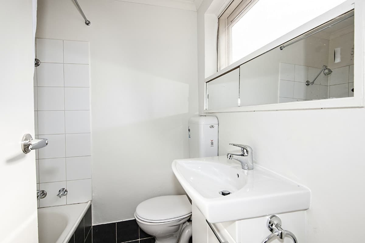 3 / 1 HATFIELD Court, WEST FOOTSCRAY VIC 3012, West Footscray - Thumbnail 4