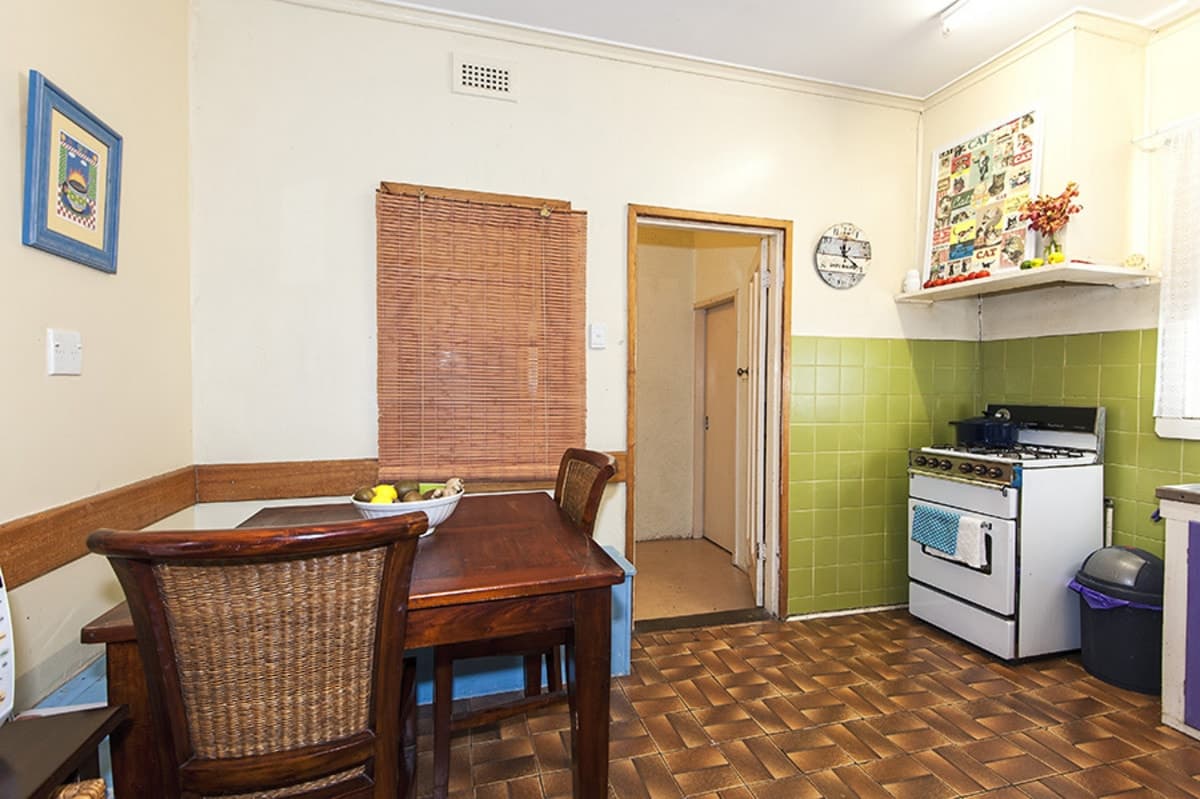 2 CAROLINE Street, ABERFELDIE VIC 3040, Aberfeldie - Thumbnail 3