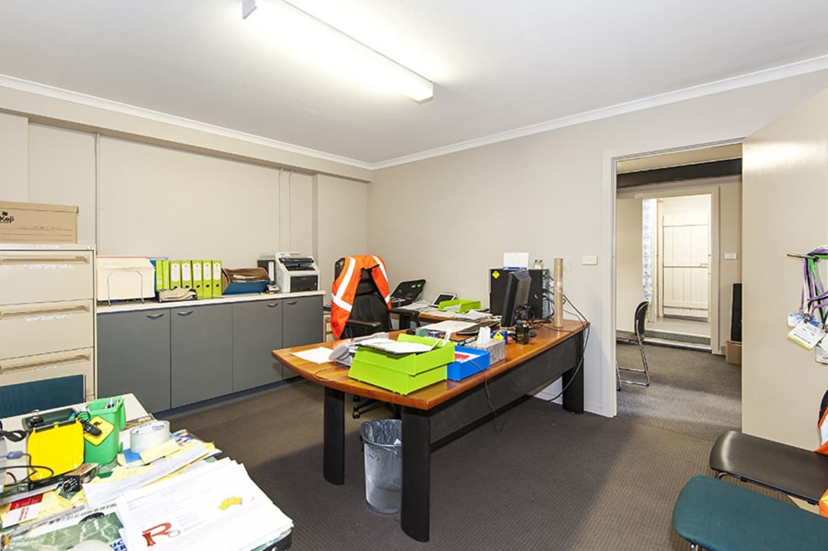 31 Halsey Road, AIRPORT WEST VIC 3042, Airport West - Thumbnail 4