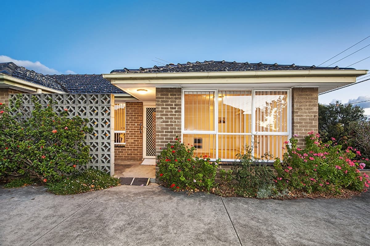 1 / 74 BULLA Road, STRATHMORE VIC 3041, Strathmore - Image 1