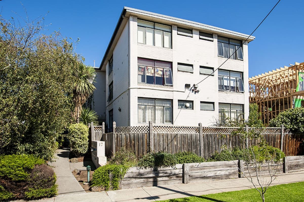 11 / 17 BULLA Road, ESSENDON VIC 3040, Essendon - Image 1