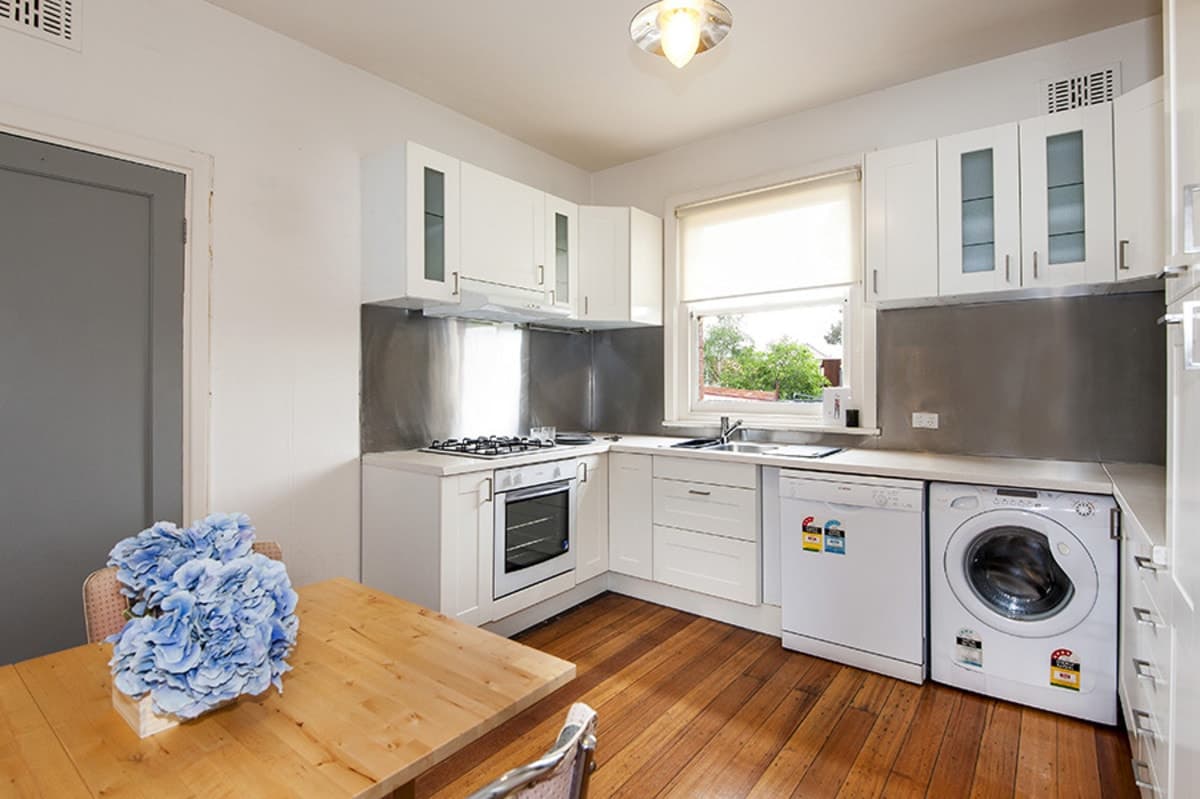 2A / 23 CHAPMAN Street, NORTH MELBOURNE VIC 3051, North Melbourne - Thumbnail 2