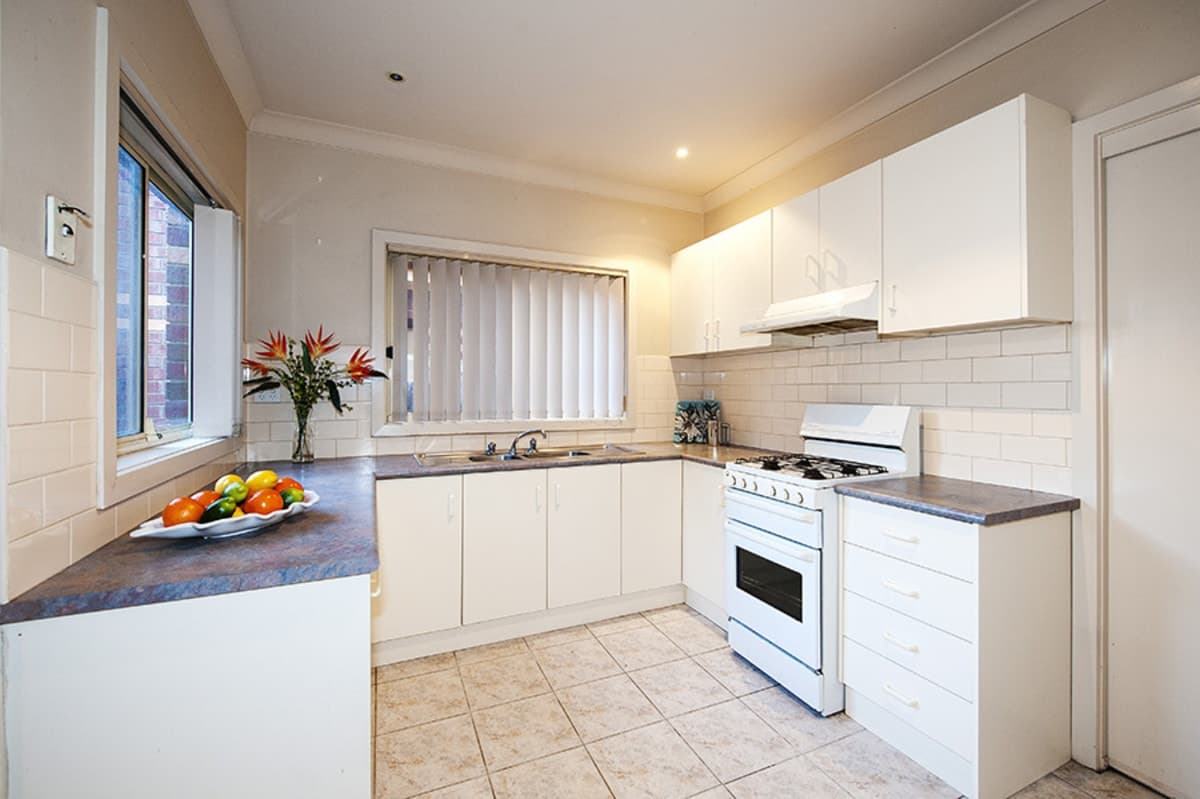 1 OVERLAND Place, KEILOR EAST VIC 3033, Keilor East - Thumbnail 2
