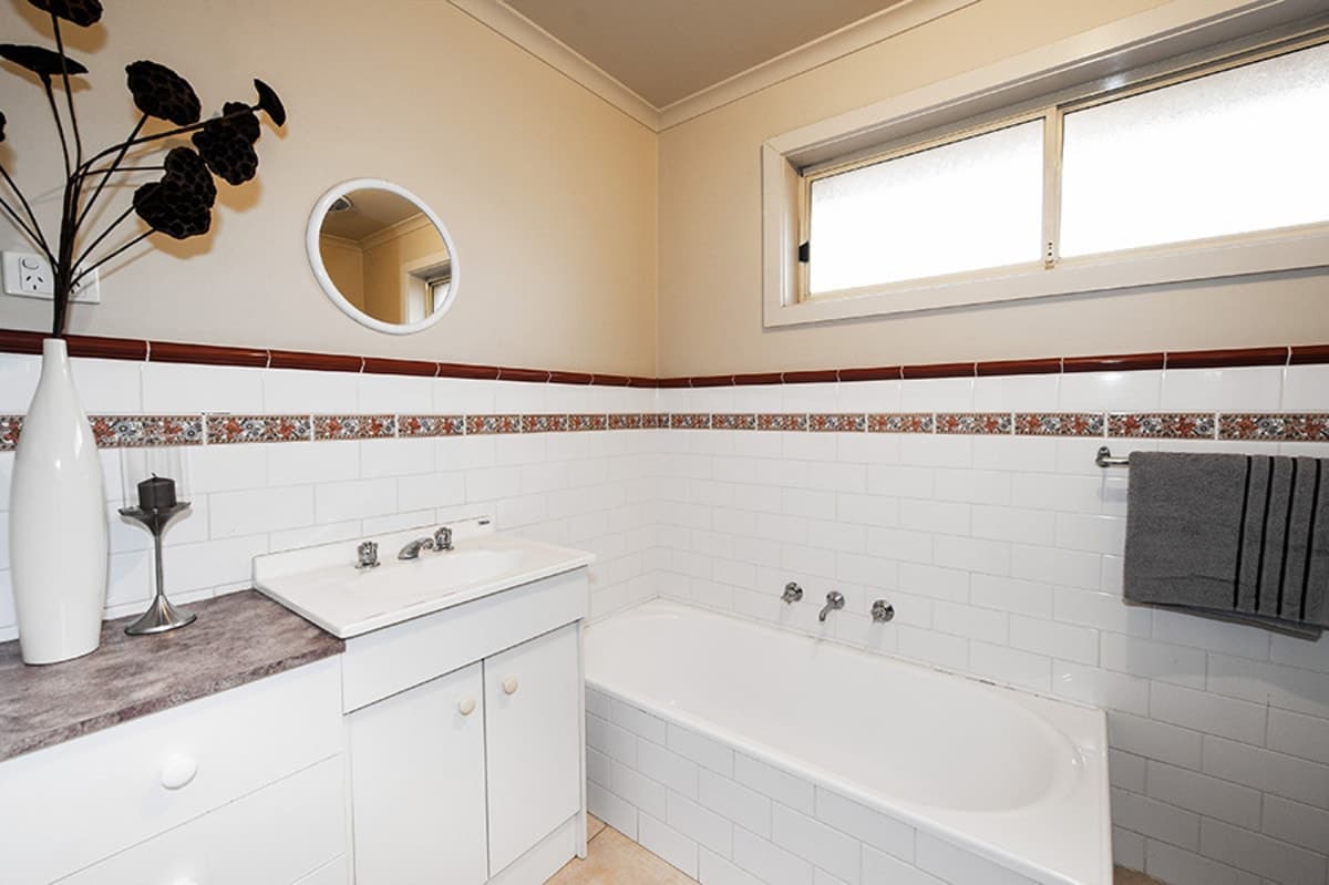 1 OVERLAND Place, KEILOR EAST VIC 3033, Keilor East - Thumbnail 6
