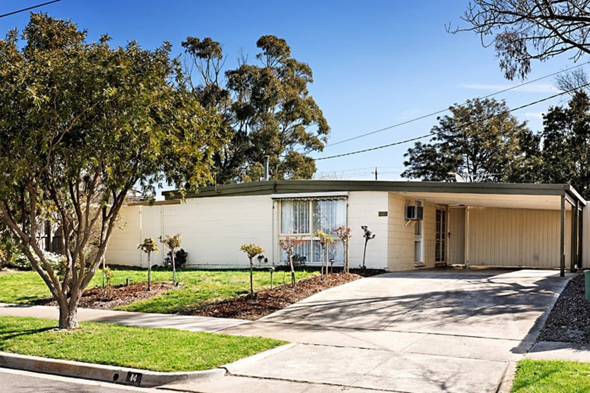 14 PLANTE Court, SUNBURY VIC 3429, Sunbury - Thumbnail 2