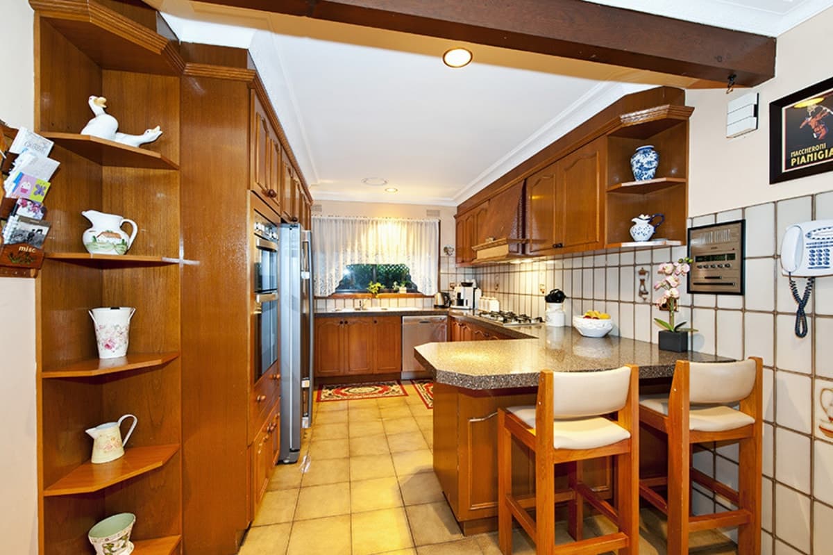 14 Windsor Drive, AVONDALE HEIGHTS VIC 3034, Avondale Heights - Thumbnail 4