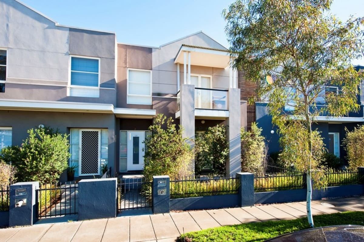 25 Eveline Avenue, MARIBYRNONG VIC 3032, Maribyrnong - Image 1