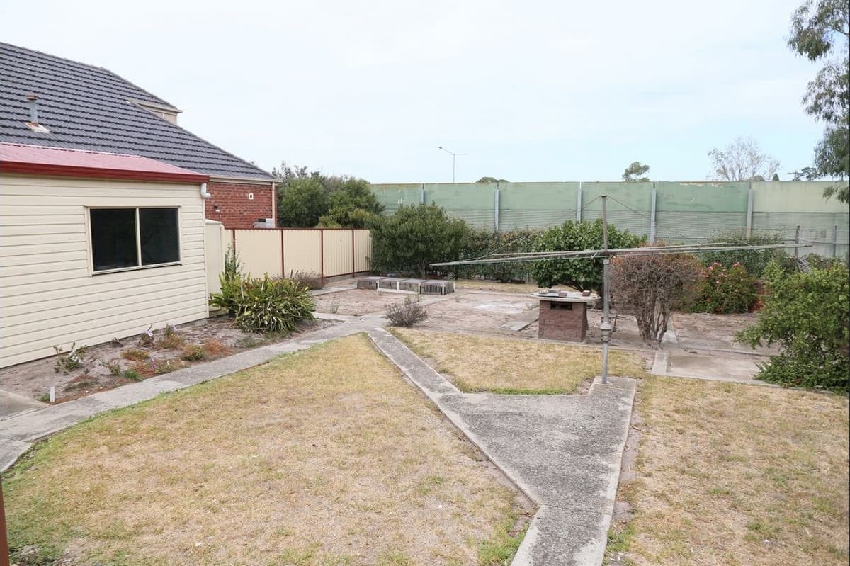 31 Lind Street, STRATHMORE VIC 3041, Strathmore - Thumbnail 7