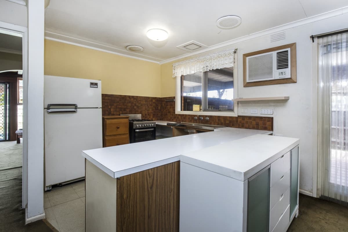 58 Roberts Street, KEILOR EAST VIC 3033, Keilor East - Thumbnail 2