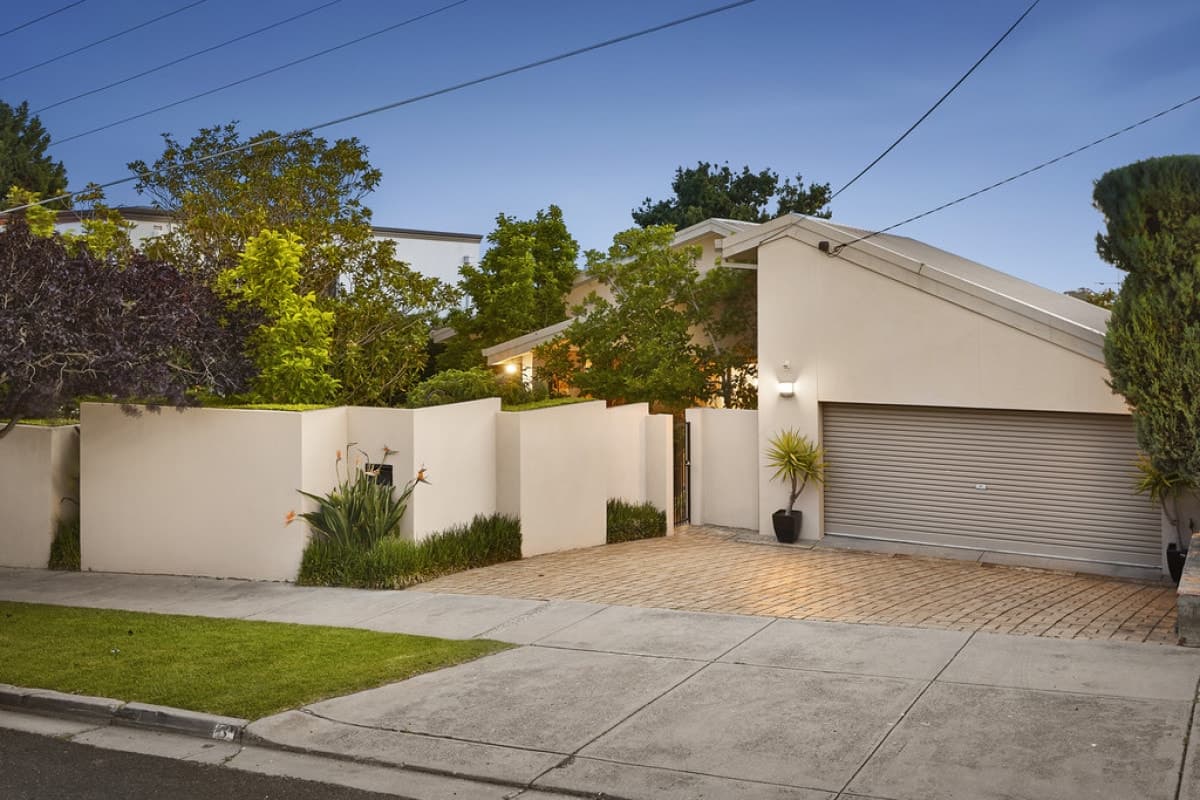 3 Rosebank Avenue, STRATHMORE VIC 3041, Strathmore - Thumbnail 2