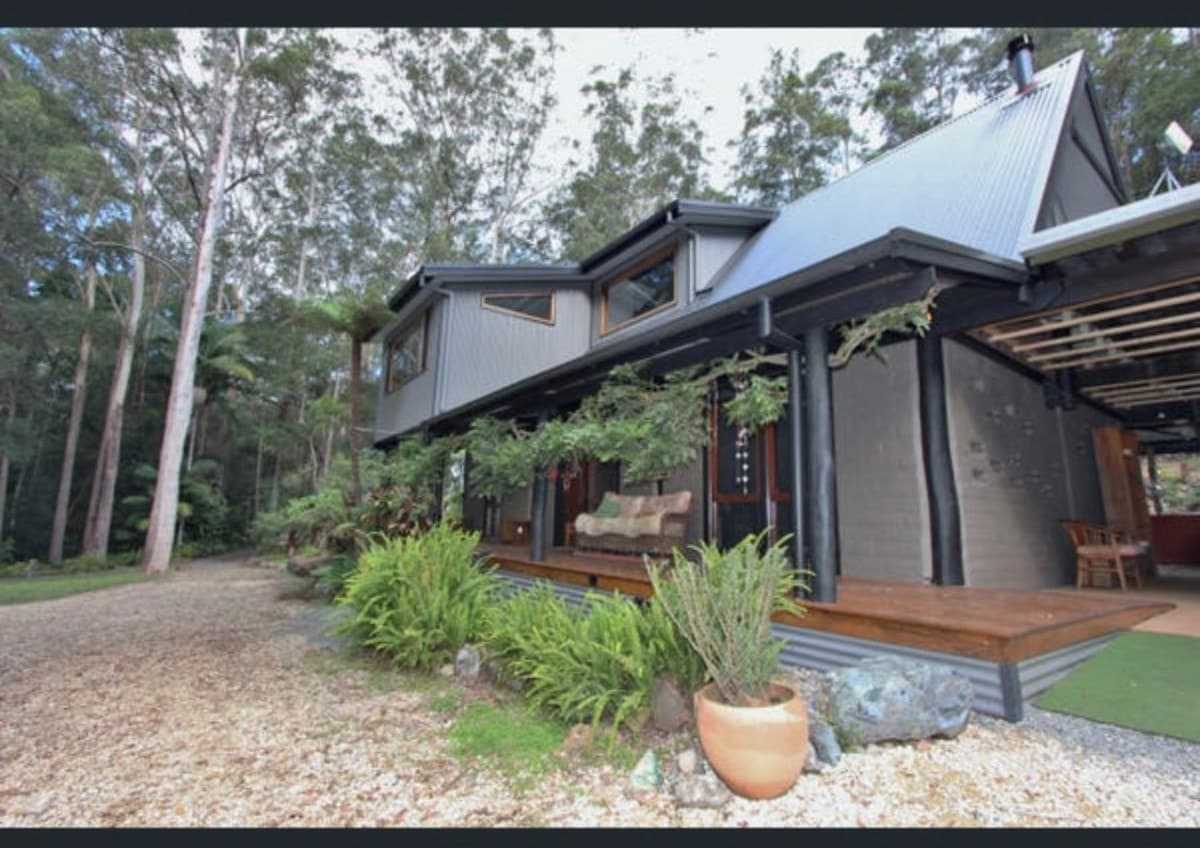 25 Forest Glen Road, Kendall, Kendall - Image 1
