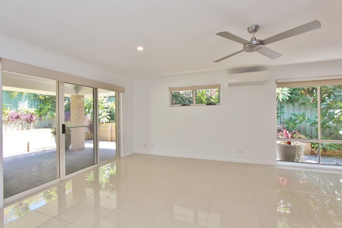 22 Ellerslie Crescent, Lakewood, Lakewood - Thumbnail 4