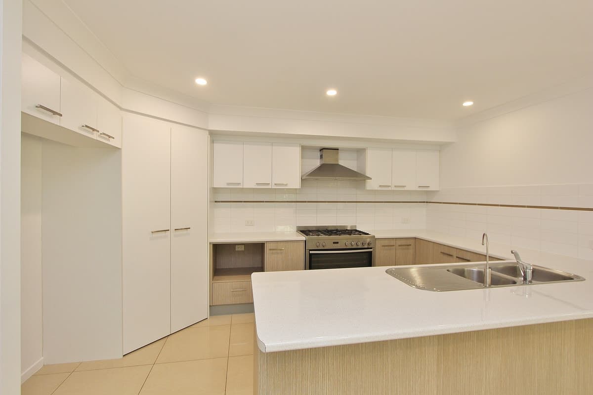 22 Ellerslie Crescent, Lakewood, Lakewood - Thumbnail 6