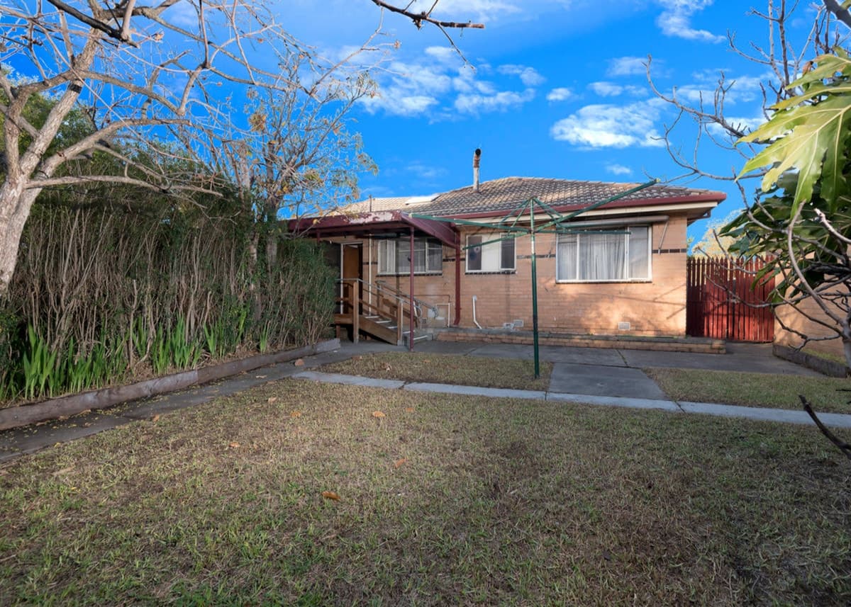 35 Sandra Avenue, FAWKNER VIC 3060, Fawkner - Thumbnail 2
