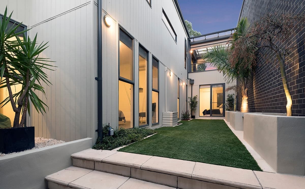 6 Lilardia Avenue, MARIBYRNONG VIC 3032, Maribyrnong - Thumbnail 2