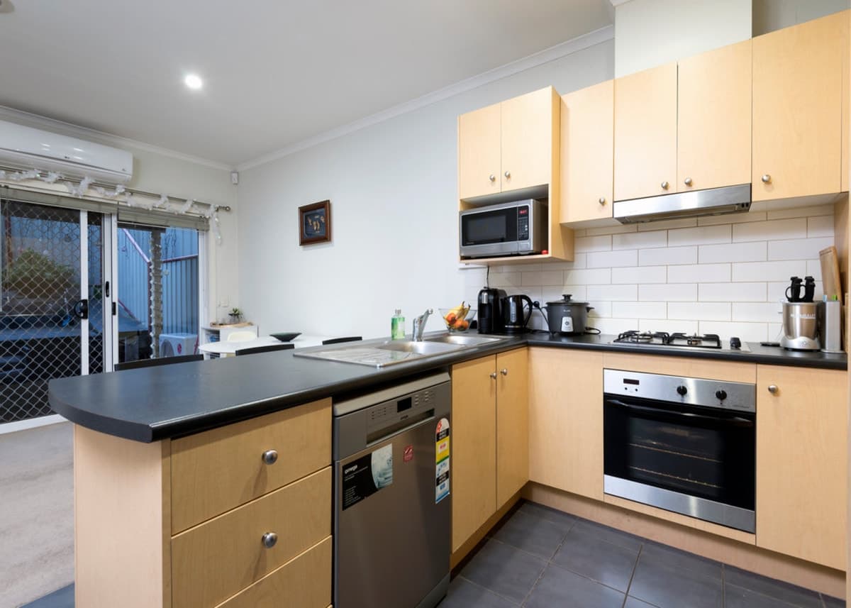 37 Balerno Circle, GOWANBRAE VIC 3043, Gowanbrae - Thumbnail 4