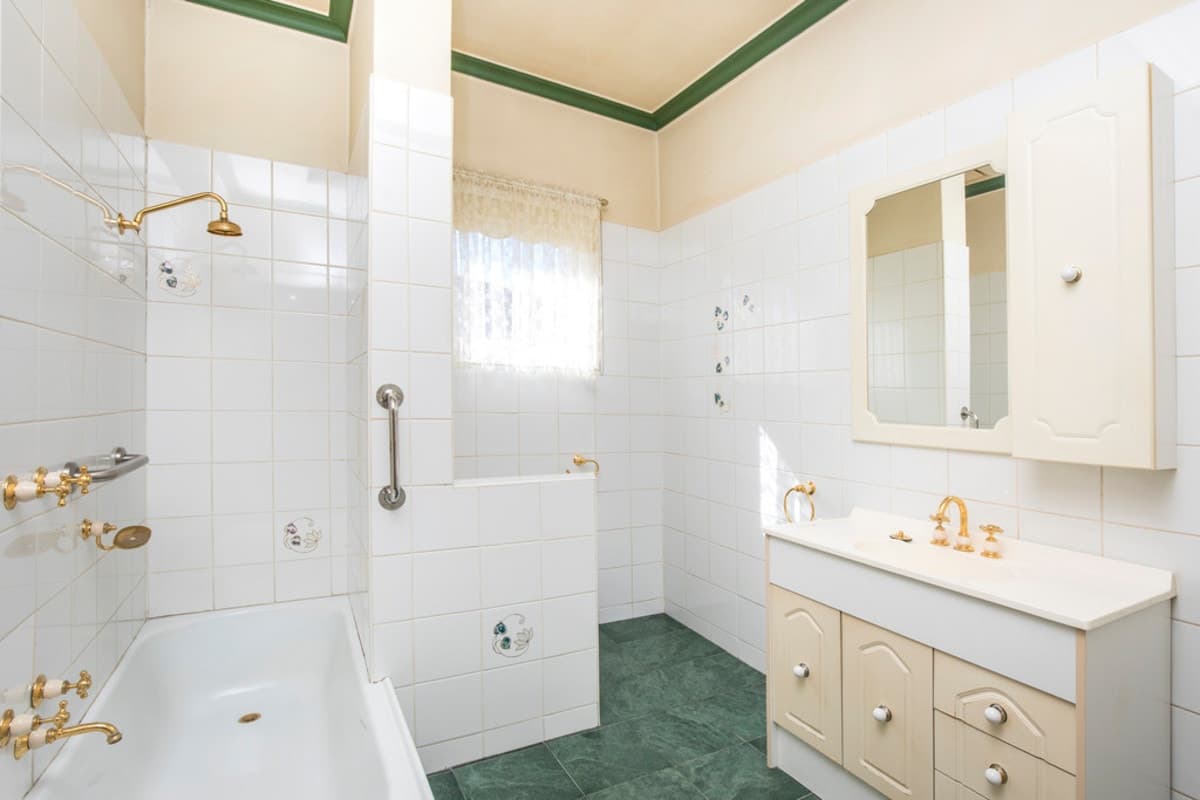 10 Lyttle Avenue, ESSENDON VIC 3040, Essendon - Thumbnail 5