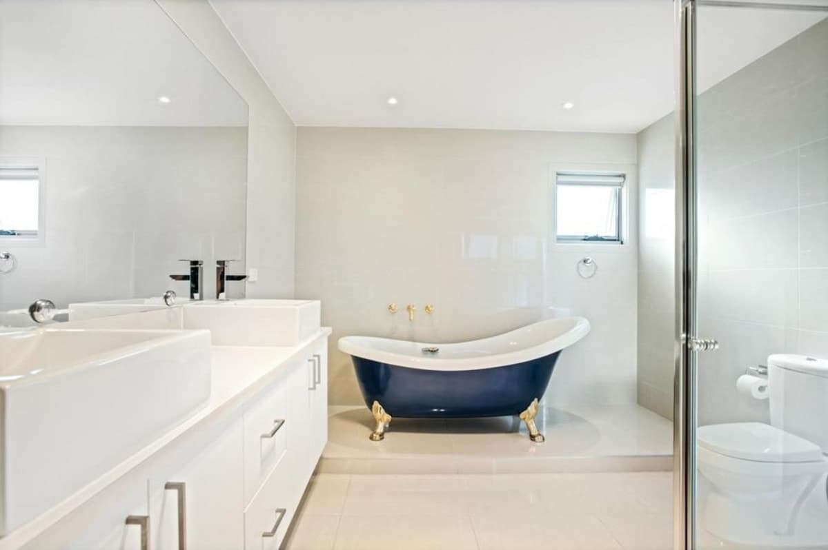 2 Burns Avenue, ST ALBANS VIC 3021, St Albans - Thumbnail 6