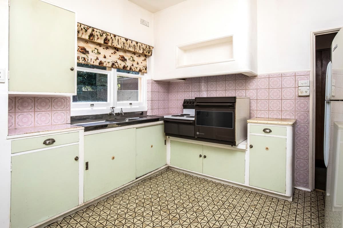 8 Cranwell Avenue, STRATHMORE VIC 3041, Strathmore - Thumbnail 5
