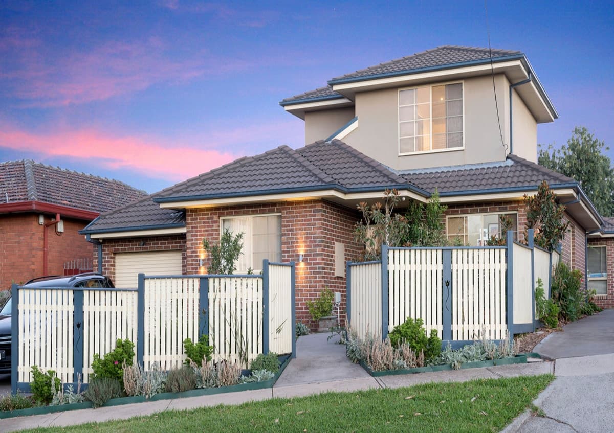 1 / 2 Lock Street, AIRPORT WEST VIC 3042, Airport West - Image 1