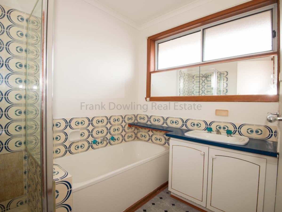 2 Tamar Drive, DEER PARK VIC 3023, Deer Park - Thumbnail 3