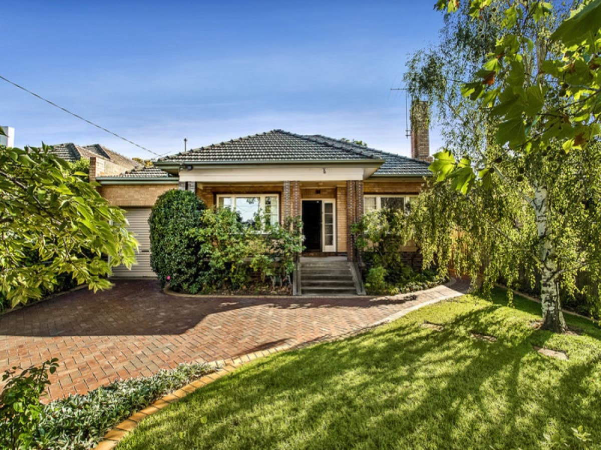 8 Upland Road, STRATHMORE VIC 3041, Strathmore - Image 1