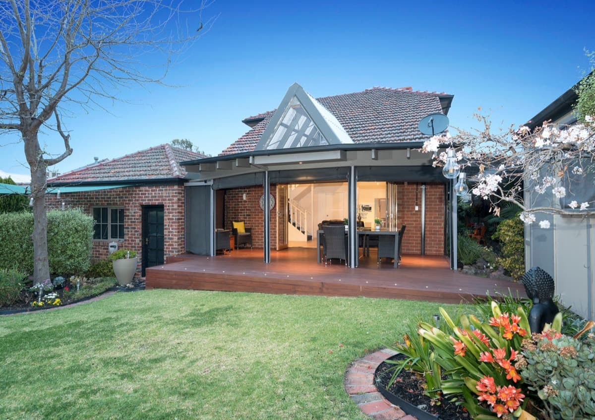 66 Hayes Road, STRATHMORE VIC 3041, Strathmore - Thumbnail 2