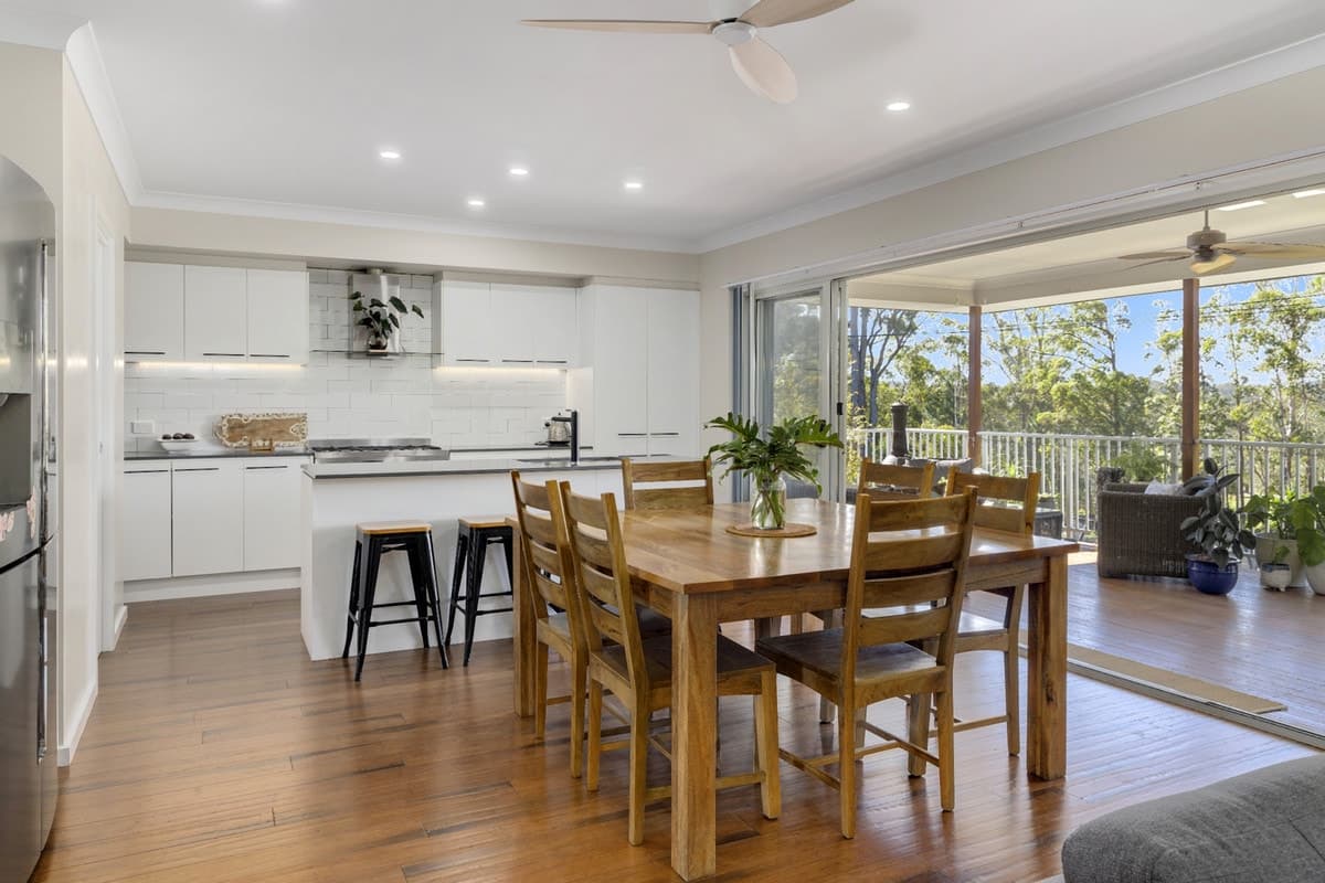 28 Red Cedar Ridge, Kew, Kew - Thumbnail 3