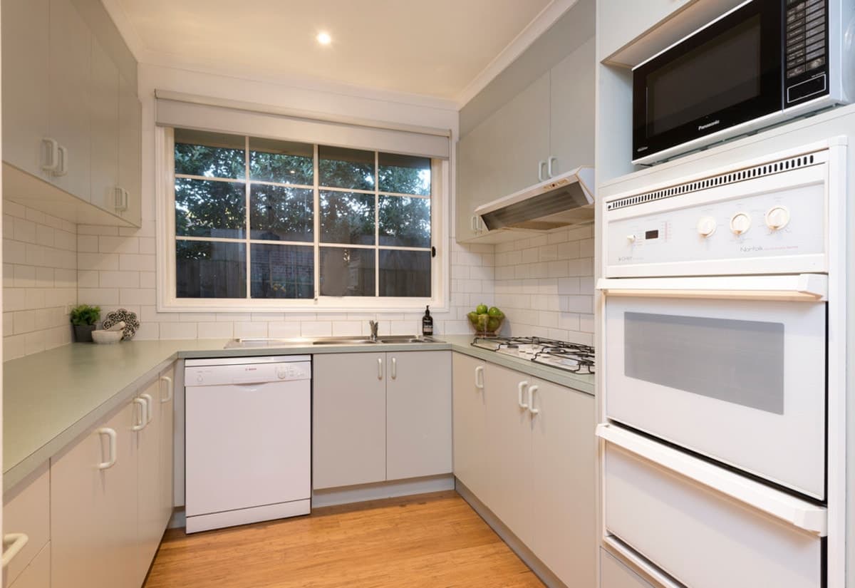 31B First Avenue, STRATHMORE VIC 3041, Strathmore - Thumbnail 5