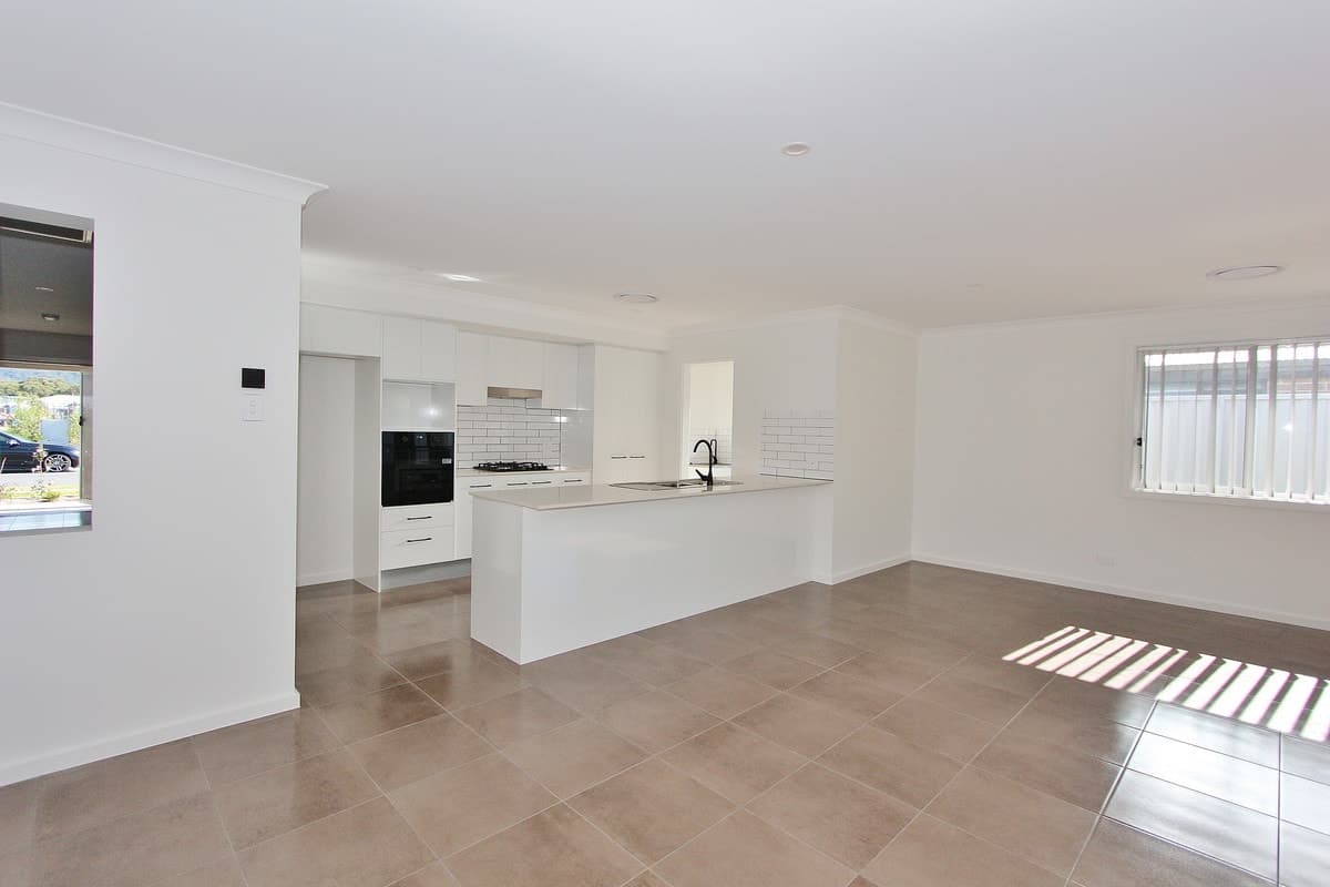 148 Scarbourough  Way, Dunbogan, Dunbogan - Thumbnail 4