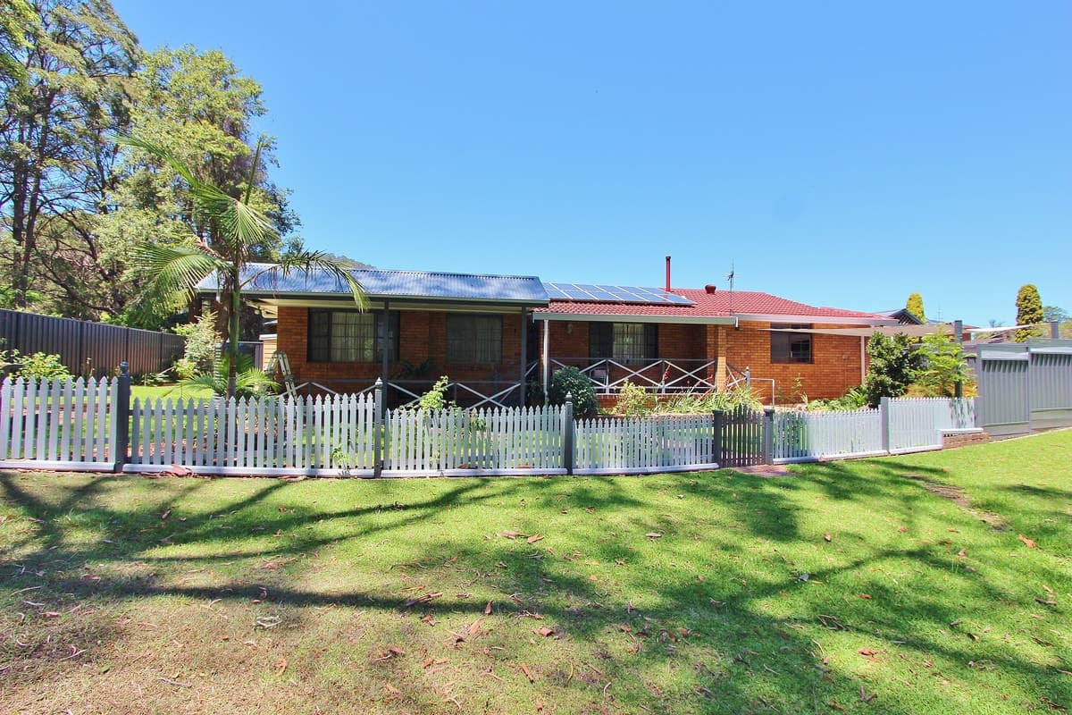 34 Sirius Drive, Lakewood, Lakewood - Image 1