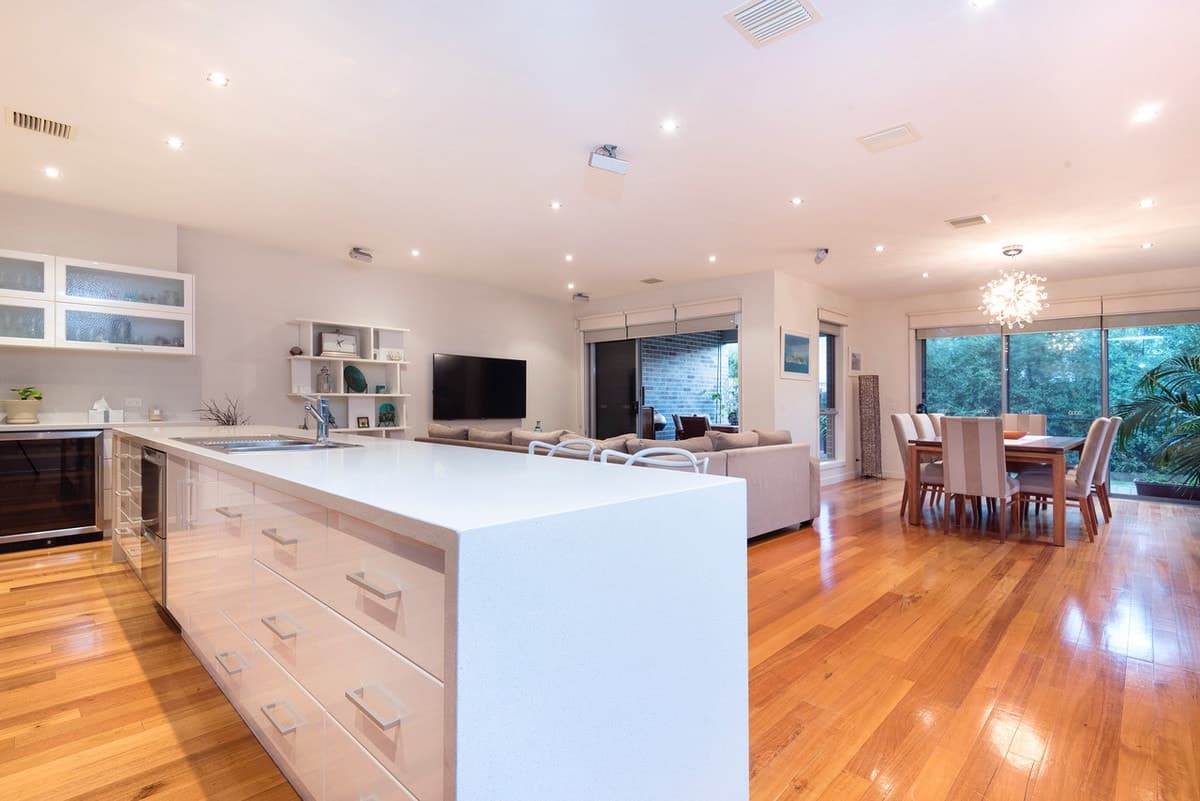 2 / 45 Hoffmans Road, ESSENDON WEST VIC 3040, Essendon West - Thumbnail 3