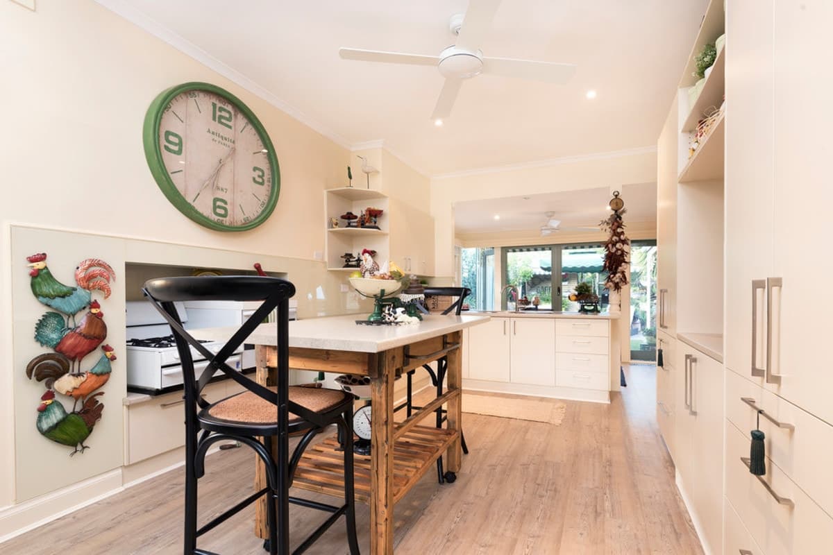 68 Haldane Road, NIDDRIE VIC 3042, Niddrie - Thumbnail 2