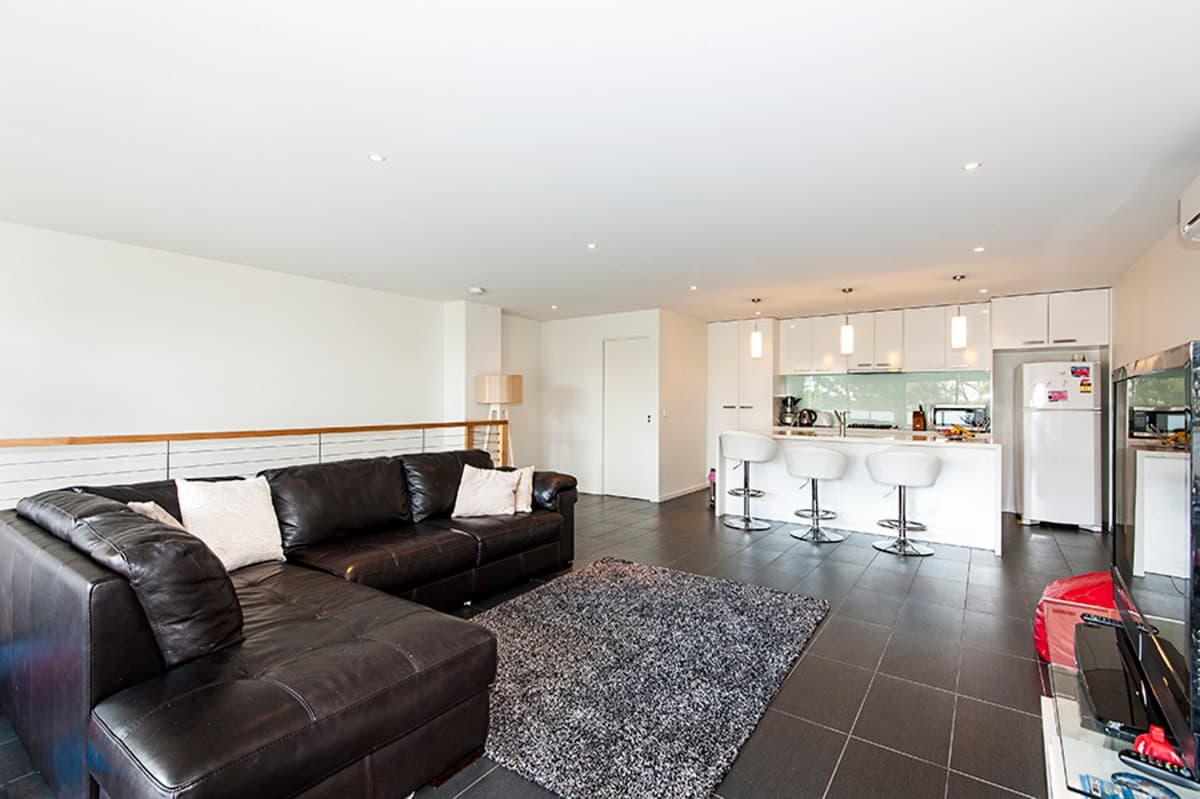 6 / 82 RALEIGH Street, ESSENDON VIC 3040, Essendon - Thumbnail 3