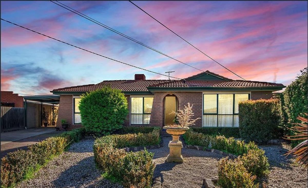 19 Aldergate Crescent, KINGS PARK VIC 3021, Kings Park - Image 1