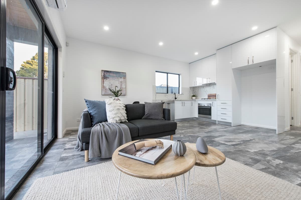 2 / 174 Parer Road, AIRPORT WEST VIC 3042, Airport West - Thumbnail 2