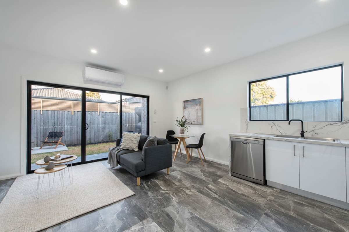2 / 174 Parer Road, AIRPORT WEST VIC 3042, Airport West - Thumbnail 3