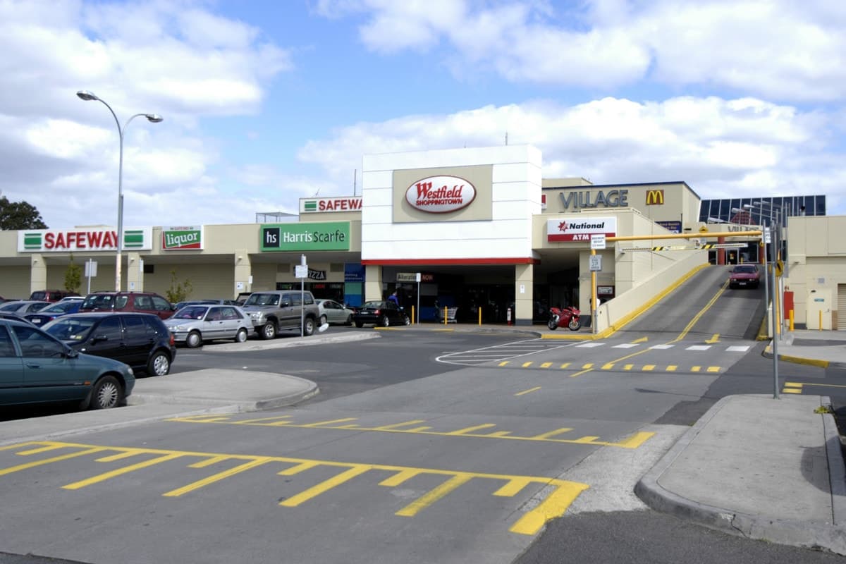 4 Colclough Court, STRATHMORE VIC 3041, Strathmore - Thumbnail 4