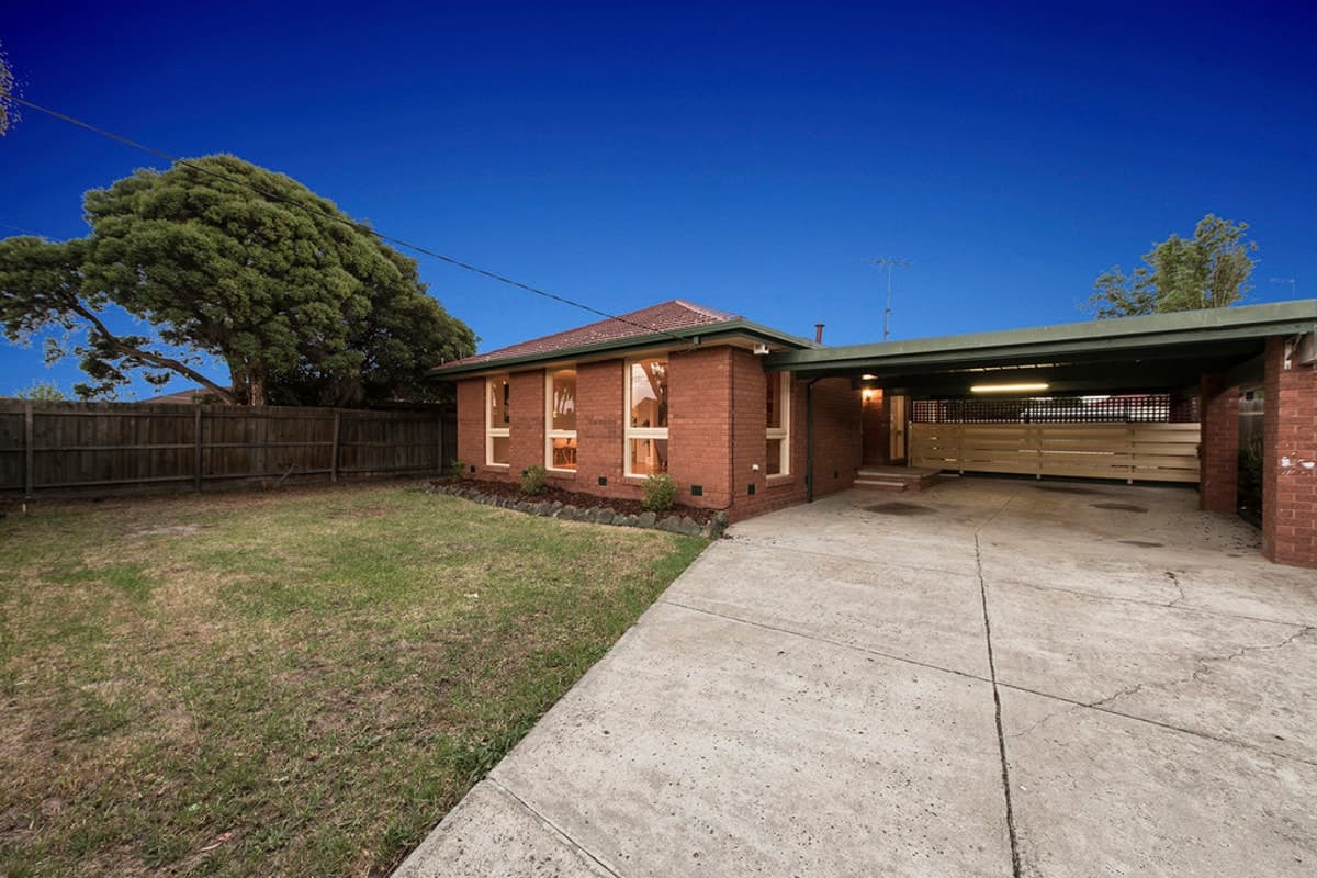 19 Brazilia Avenue, KEALBA VIC 3021, Kealba - Image 1