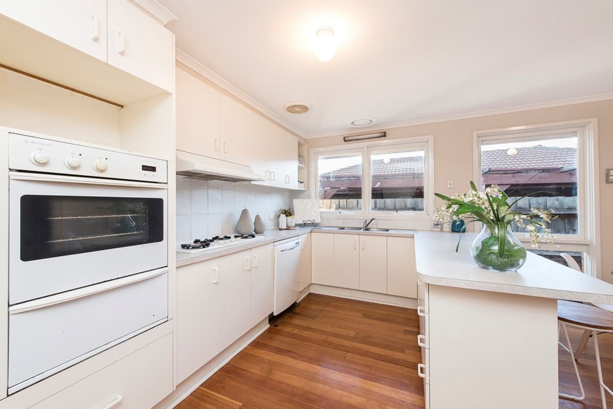 19 Brazilia Avenue, KEALBA VIC 3021, Kealba - Thumbnail 7