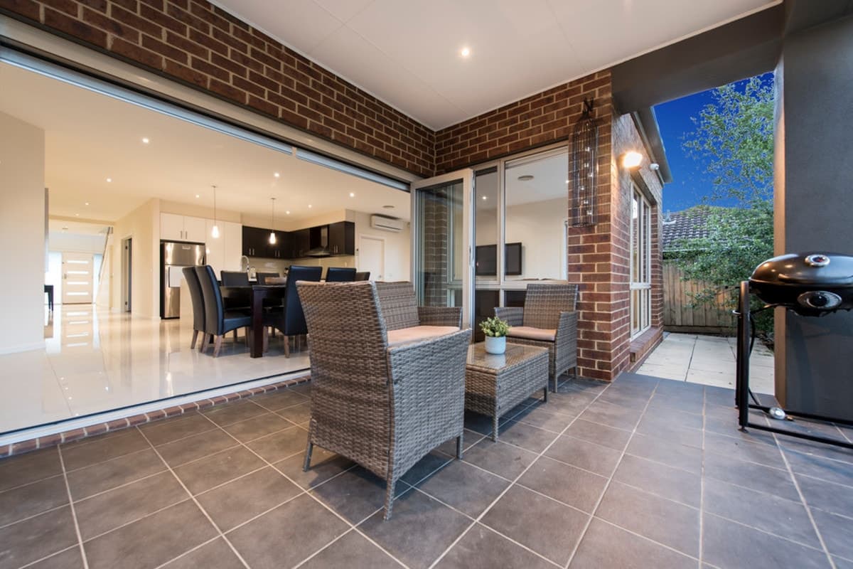 31 Caravelle Crescent, STRATHMORE HEIGHTS VIC 3041, Strathmore Heights - Thumbnail 6