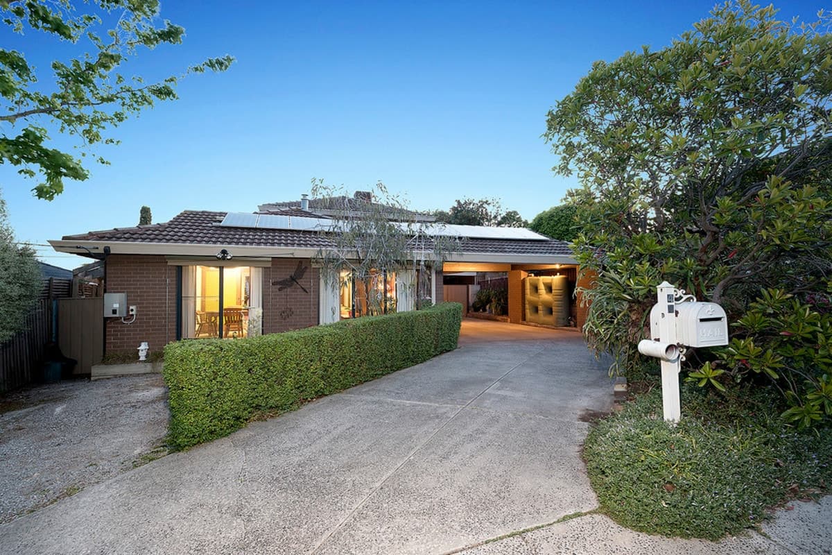 42 Caravelle Crescent, STRATHMORE HEIGHTS VIC 3041, Strathmore Heights - Image 1