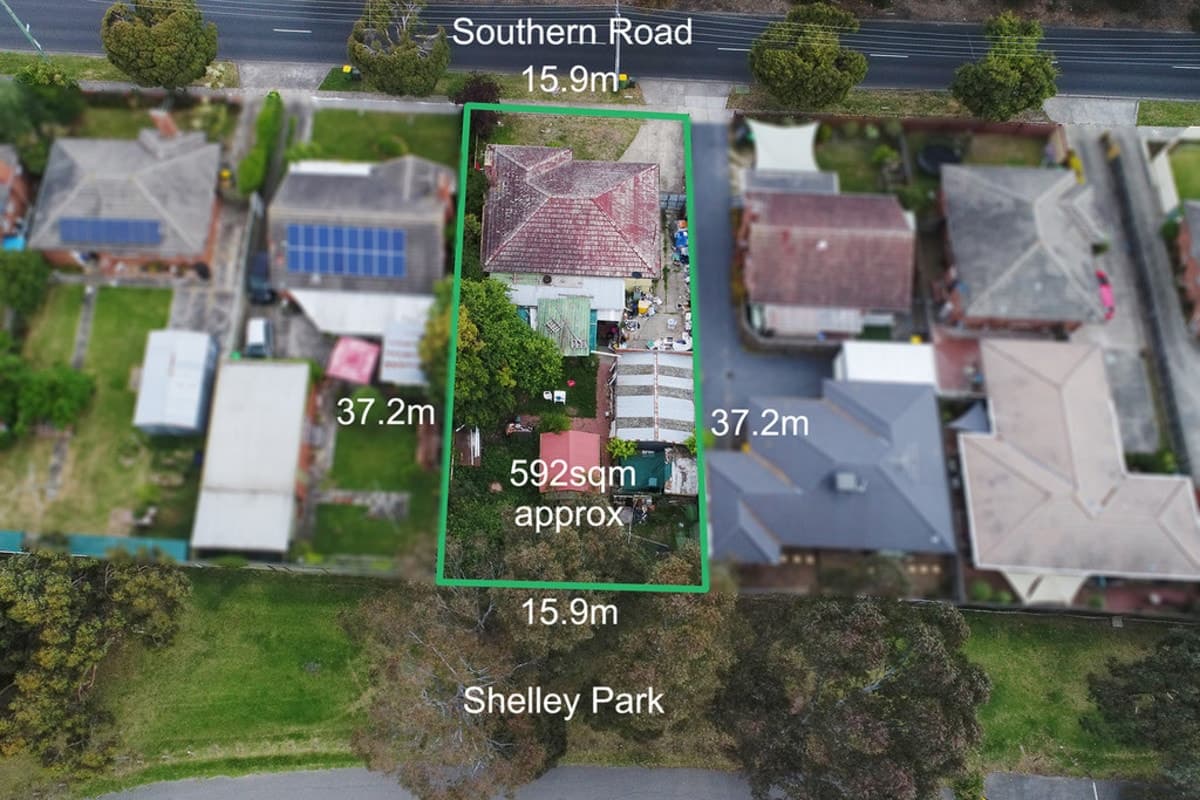 86 Southern Road, HEIDELBERG HEIGHTS VIC 3081, Heidelberg Heights - Image 1