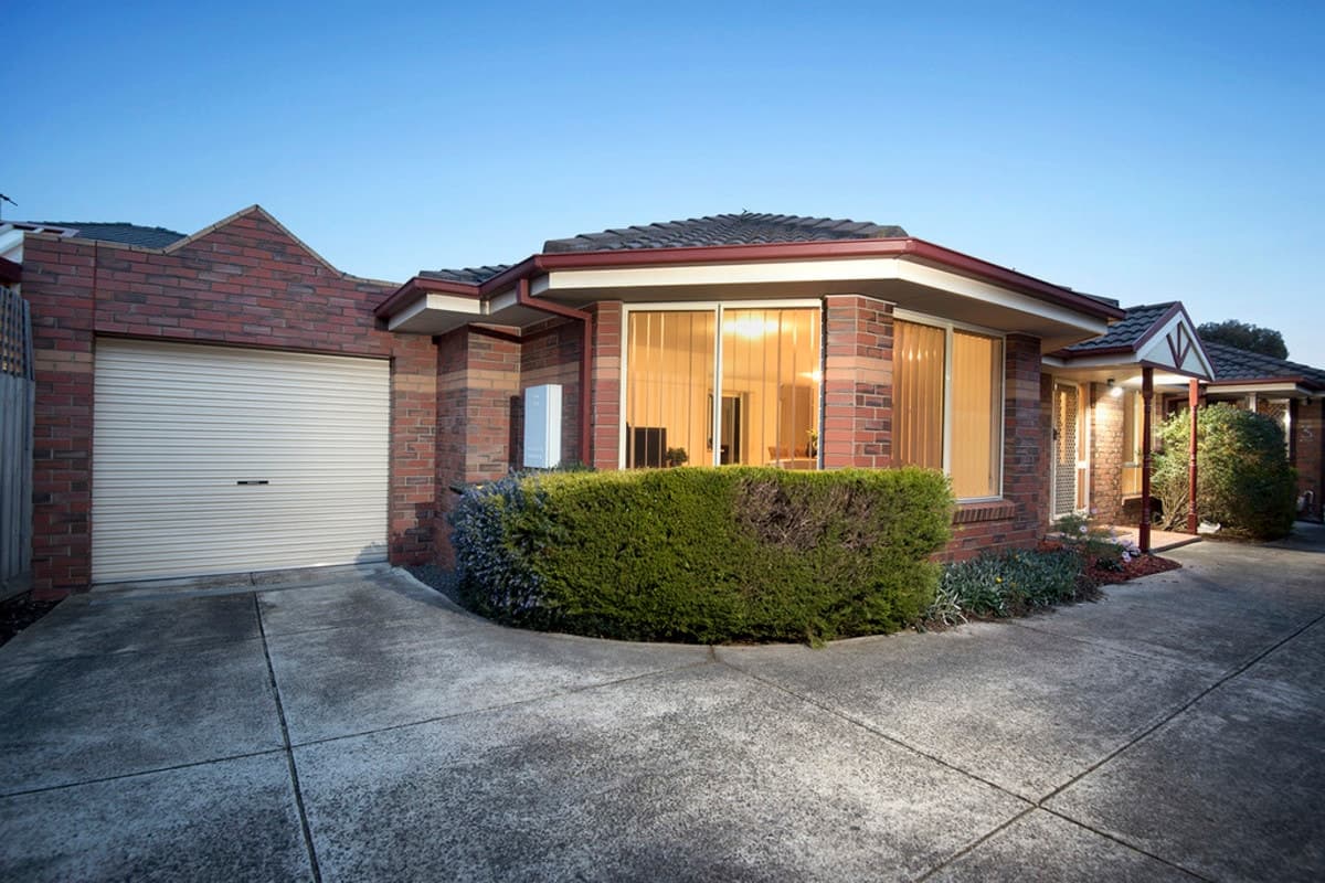 2 / 19 Finchley Avenue, GLENROY VIC 3046, Glenroy - Thumbnail 2