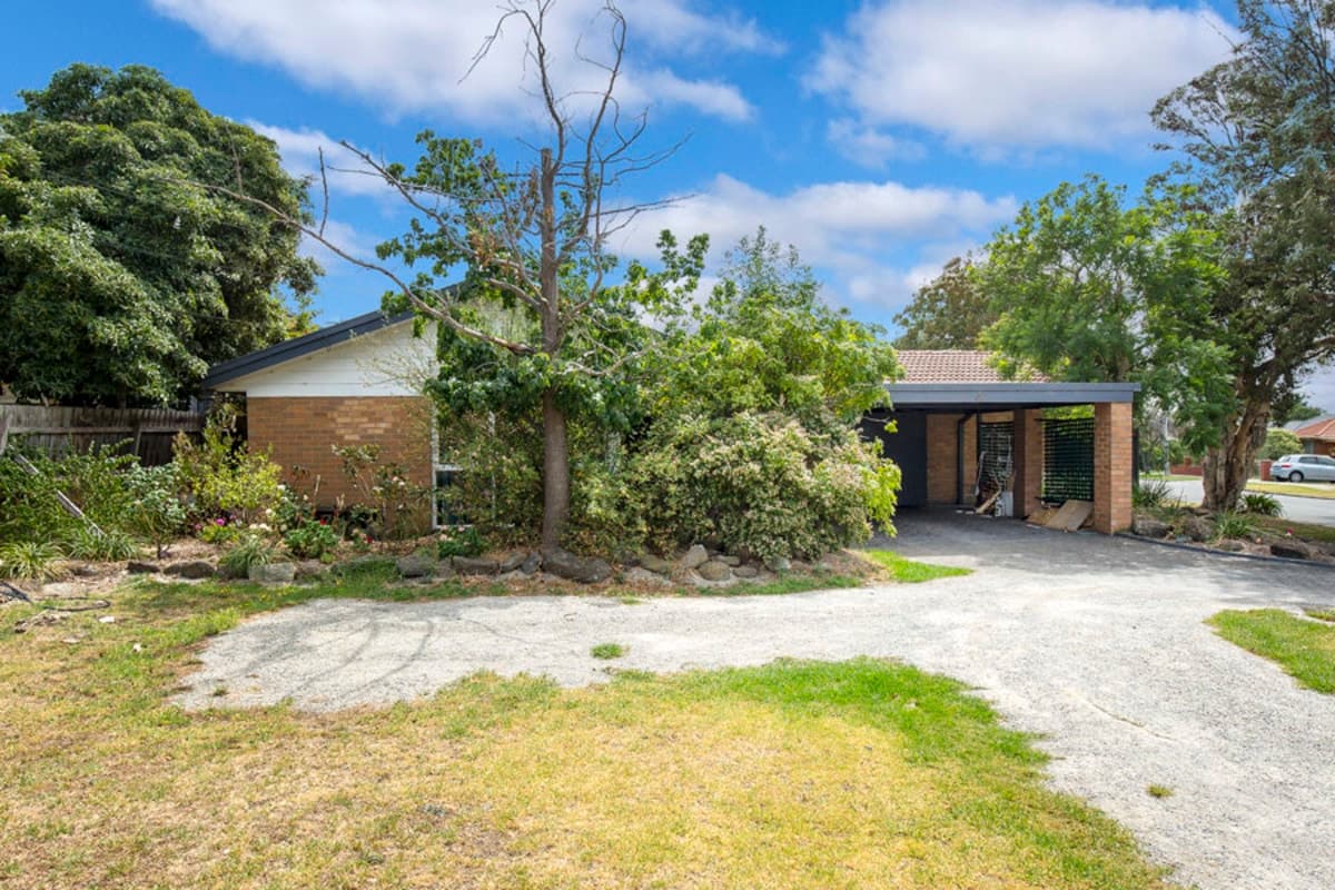 4 Dennis Avenue, KEILOR EAST VIC 3033, Keilor East - Thumbnail 2