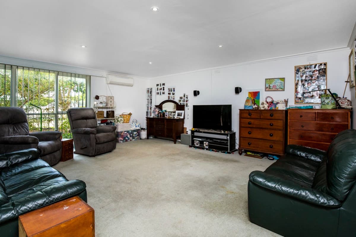 4 Dennis Avenue, KEILOR EAST VIC 3033, Keilor East - Thumbnail 3