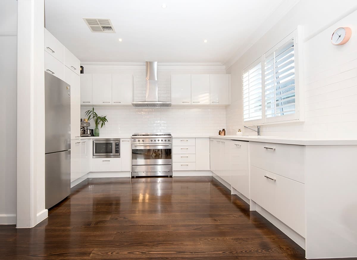 74 Deakin Street, ESSENDON VIC 3040, Essendon - Thumbnail 2
