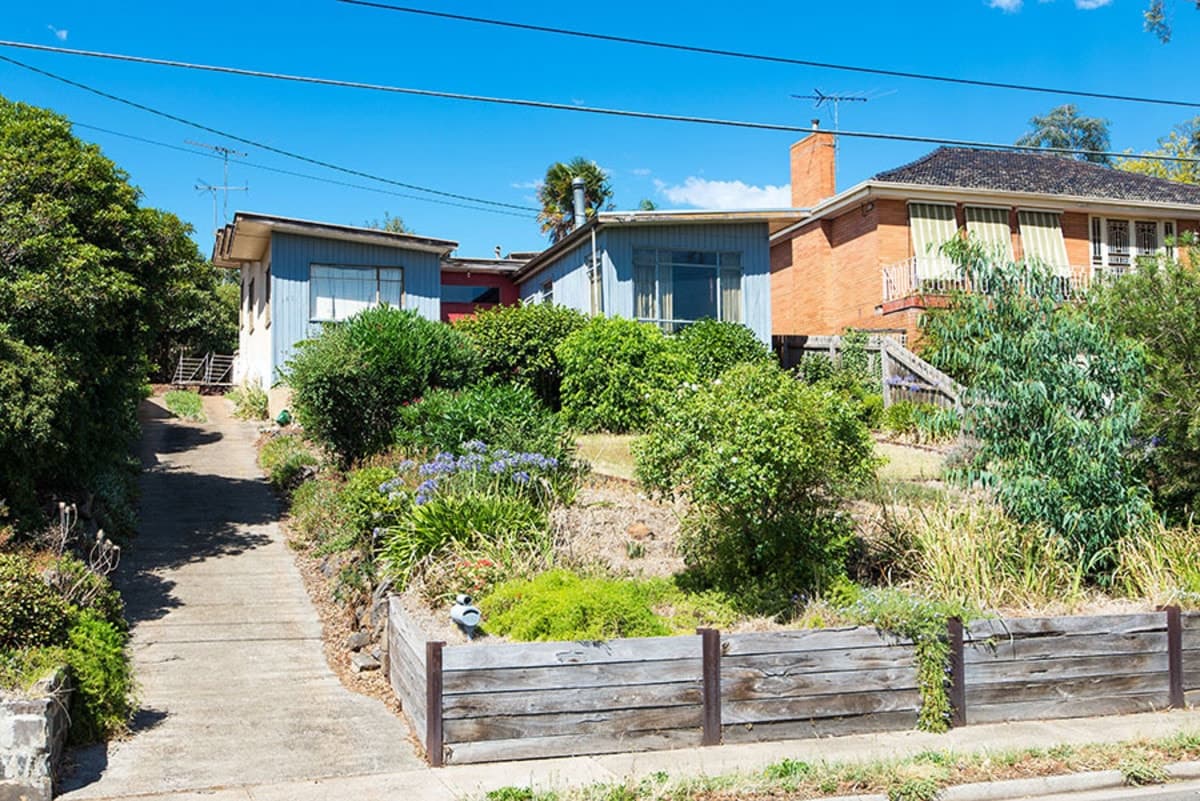 143 Mascoma Street, STRATHMORE VIC 3041, Strathmore - Thumbnail 2
