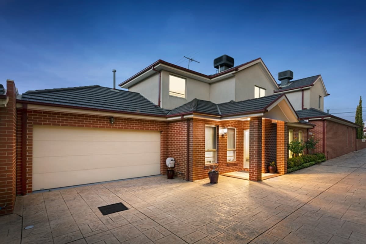 2 / 19 Grice Crescent, ESSENDON VIC 3040, Essendon - Image 1